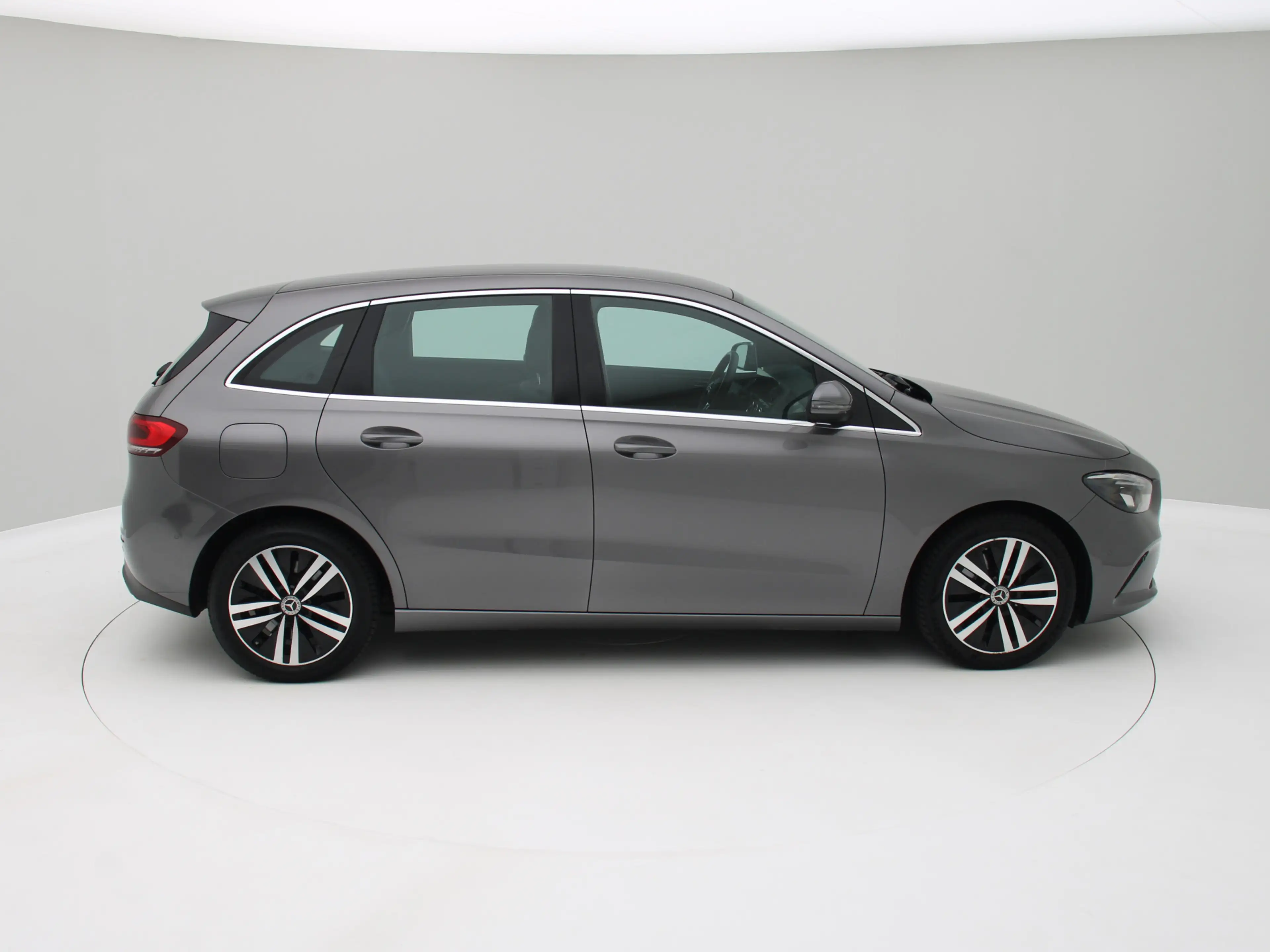 Mercedes-Benz B 250 e Business Line Camera, Carplay, Sfeer, Stoelverwa — photo 6