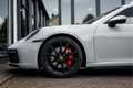 Porsche 992 3.0 Carrera S Sport Chrono Sportuitlaat - Kreide - Gris - thumbnail 16