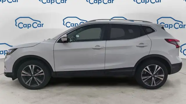 Nissan Qashqai view 2