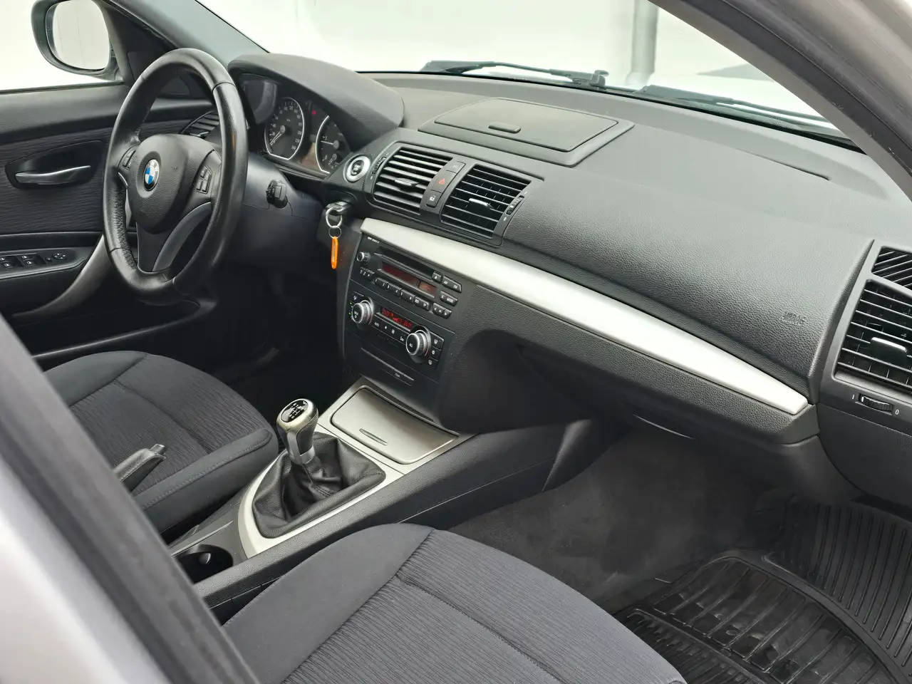 BMW 116 116d Top – Bild 16