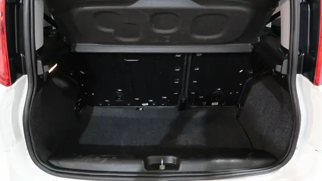 Fiat Panda view 11