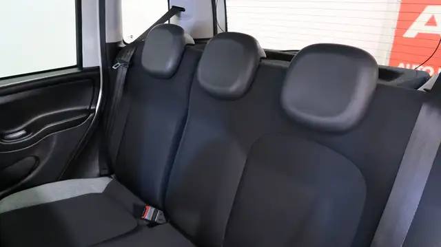 Fiat Panda view 13