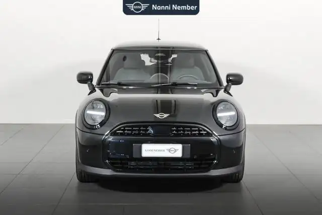 MINI Hatch view 2