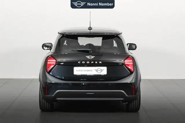 MINI Hatch view 4