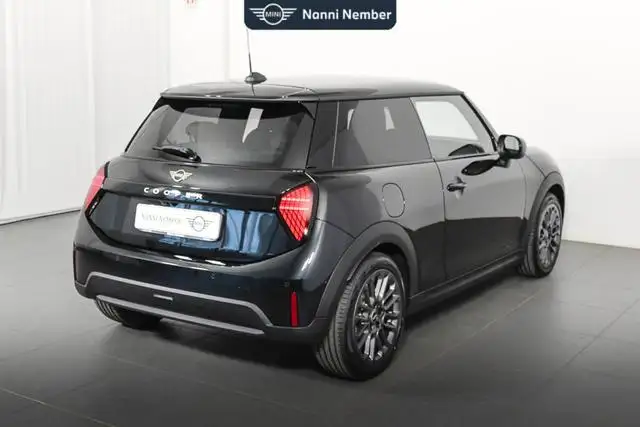 MINI Hatch view 3