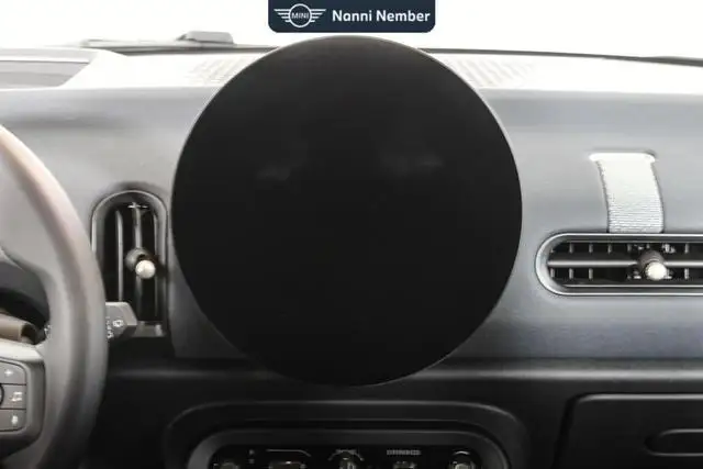 MINI Hatch view 12