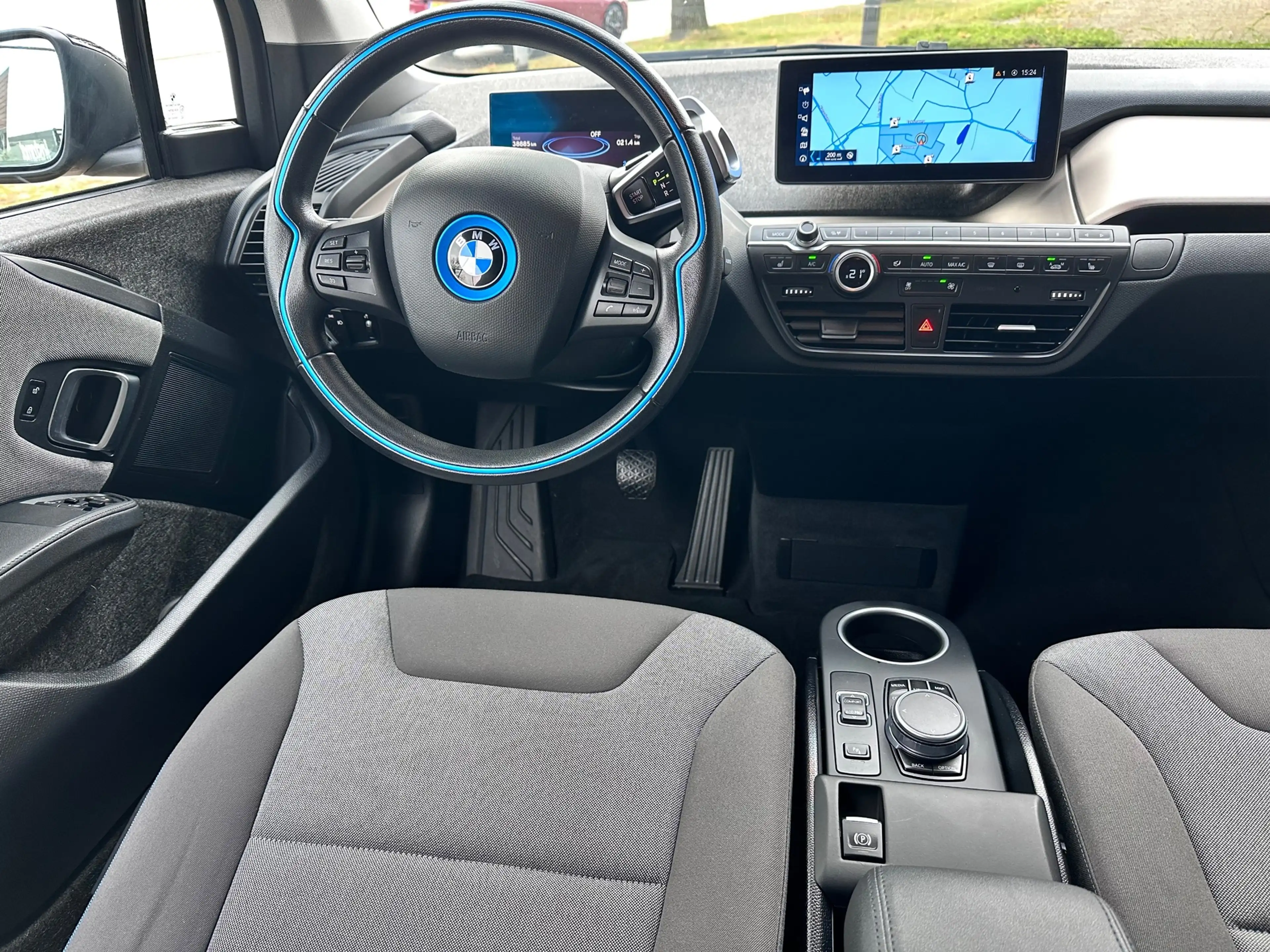 BMW i3 Executive Edition 120Ah 42 kWh CAMERA / 20" / NL-A — photo 2