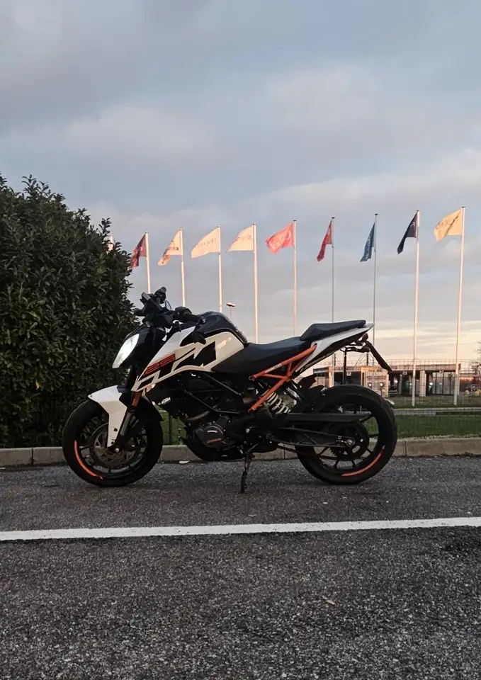 KTM 125 Duke