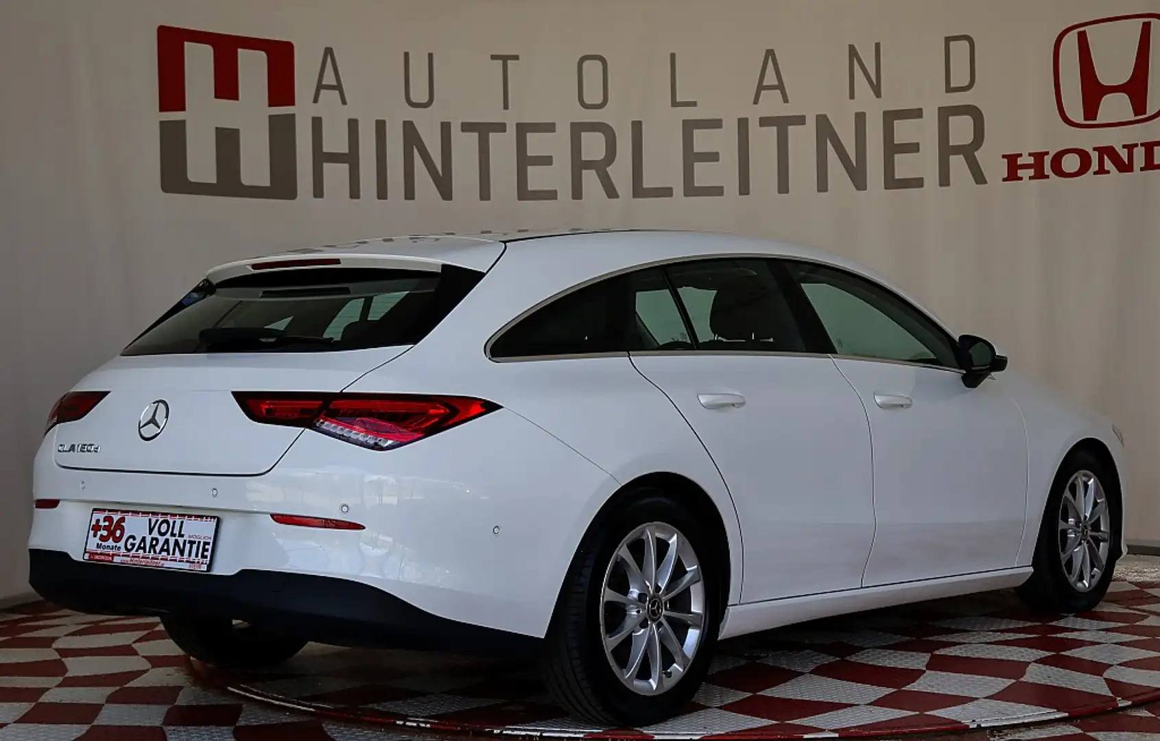 Mercedes-Benz CLA 180 d Shooting Brake Aut. / LED / NAVI / RÜCKFAHRKA... Bianco - 2