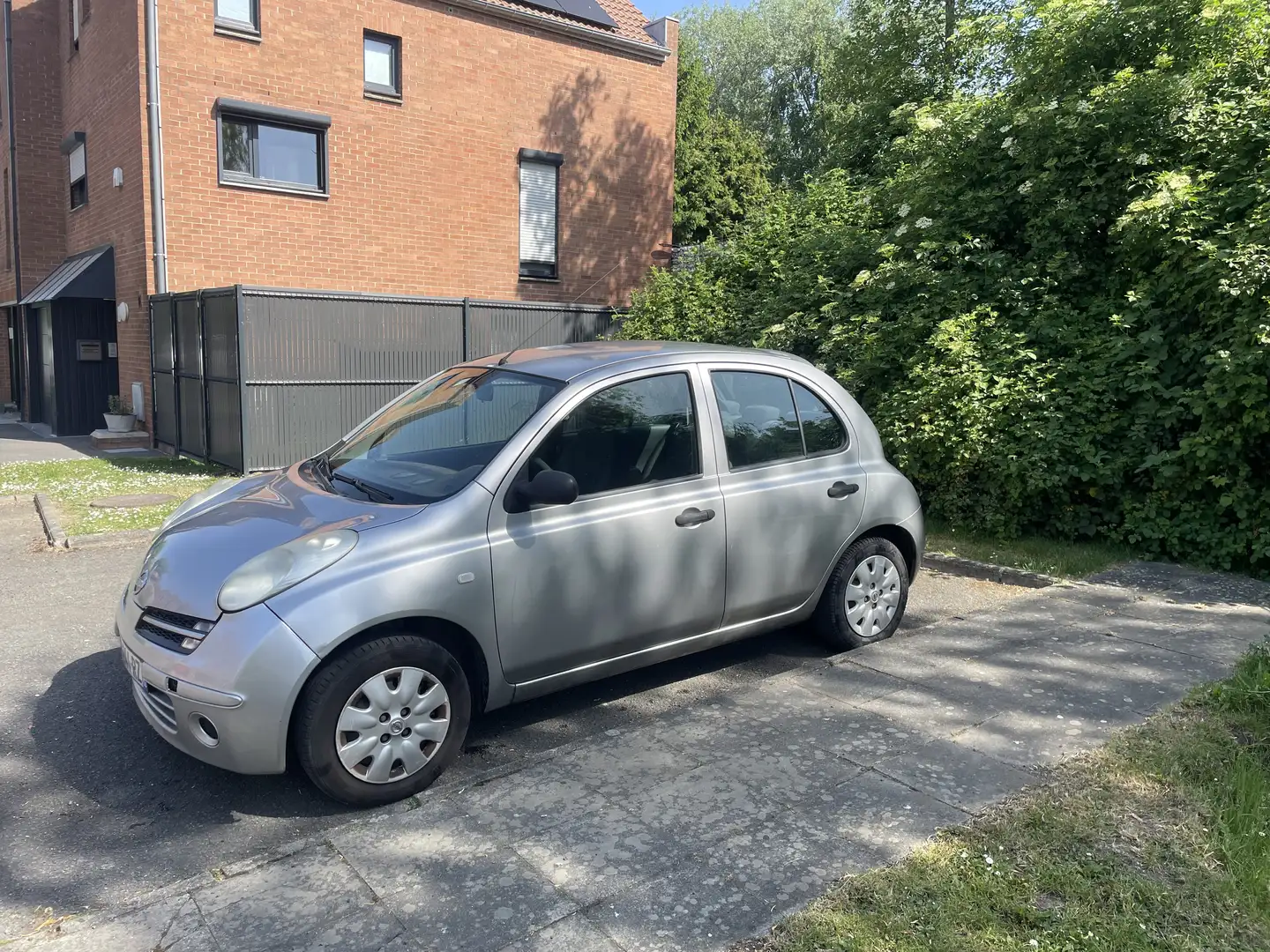 Nissan Micra - 2