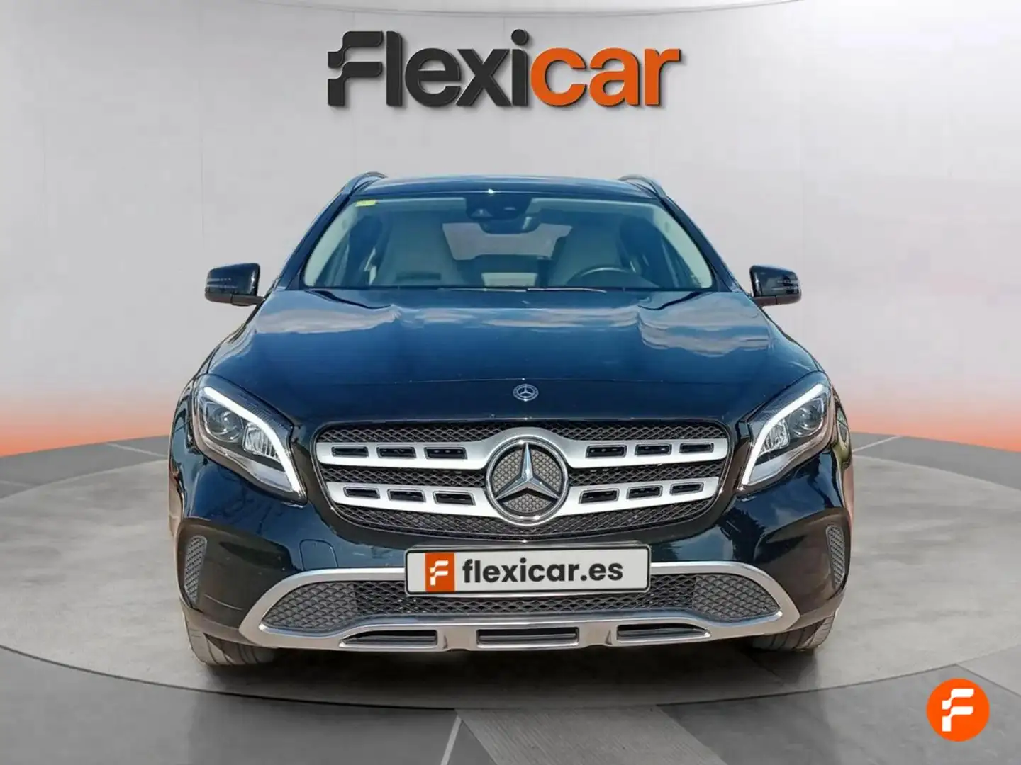 Mercedes-Benz GLA 200 200d Urban Negro - 2