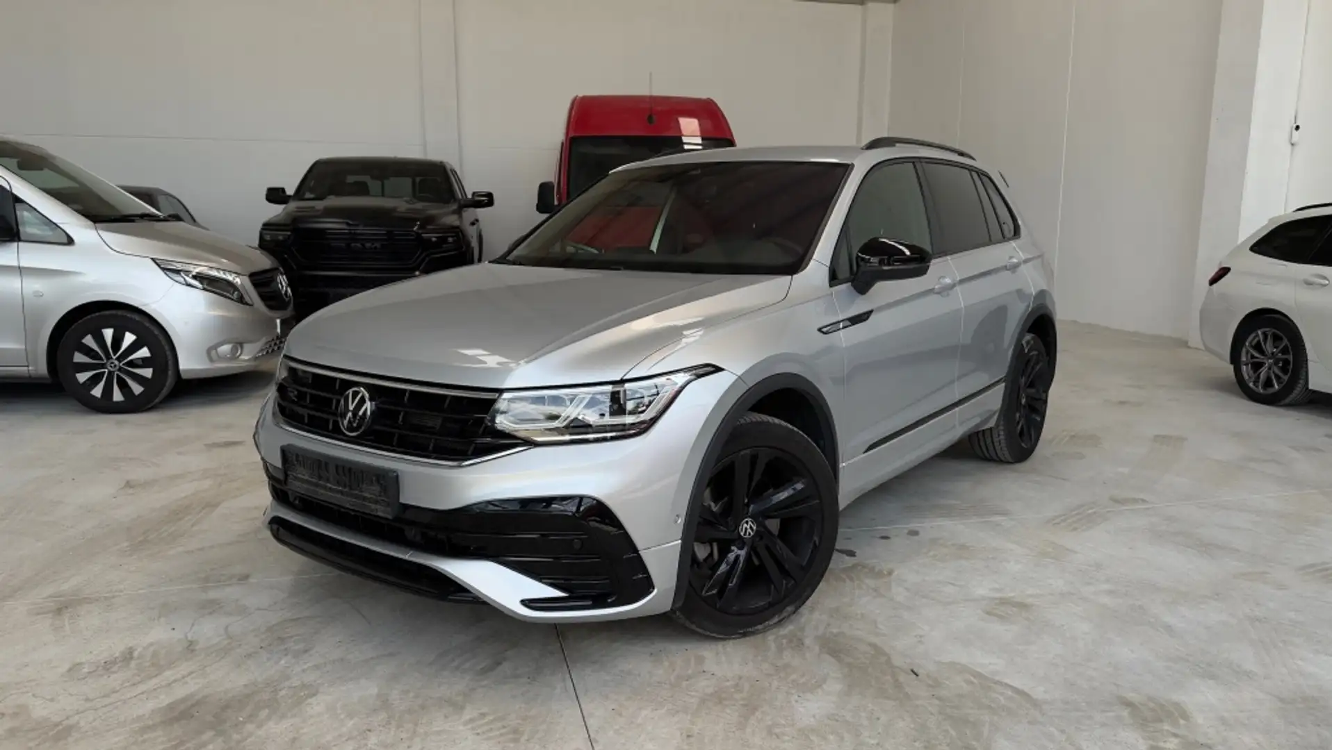 Volkswagen Tiguan 2.0 TSI R-Line 4Motion DSG 140kW Gris - 1