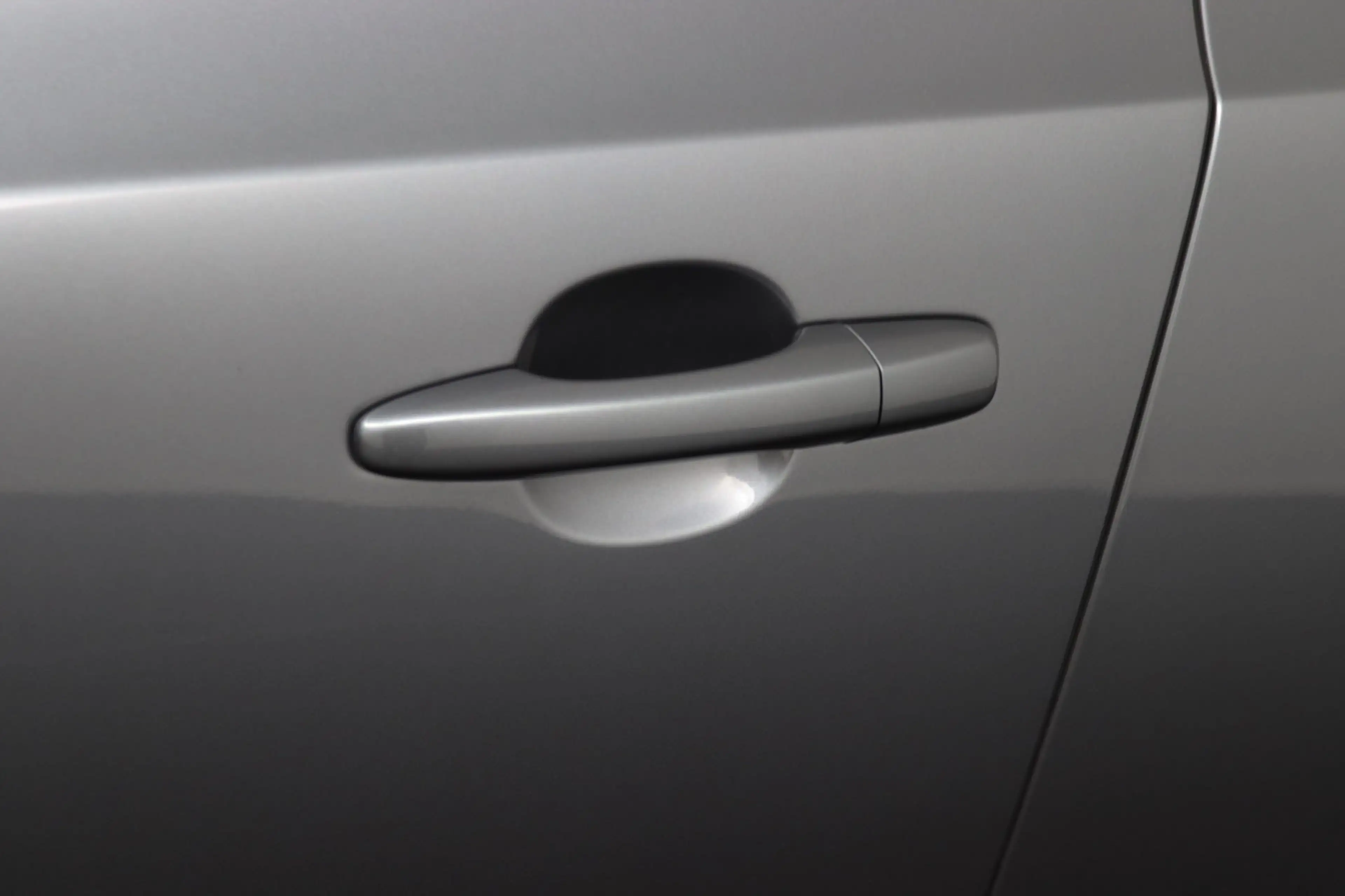 Volvo V40 2.0 T3 Momentum | Stoelverwarming | Trekhaak | LED — photo 32