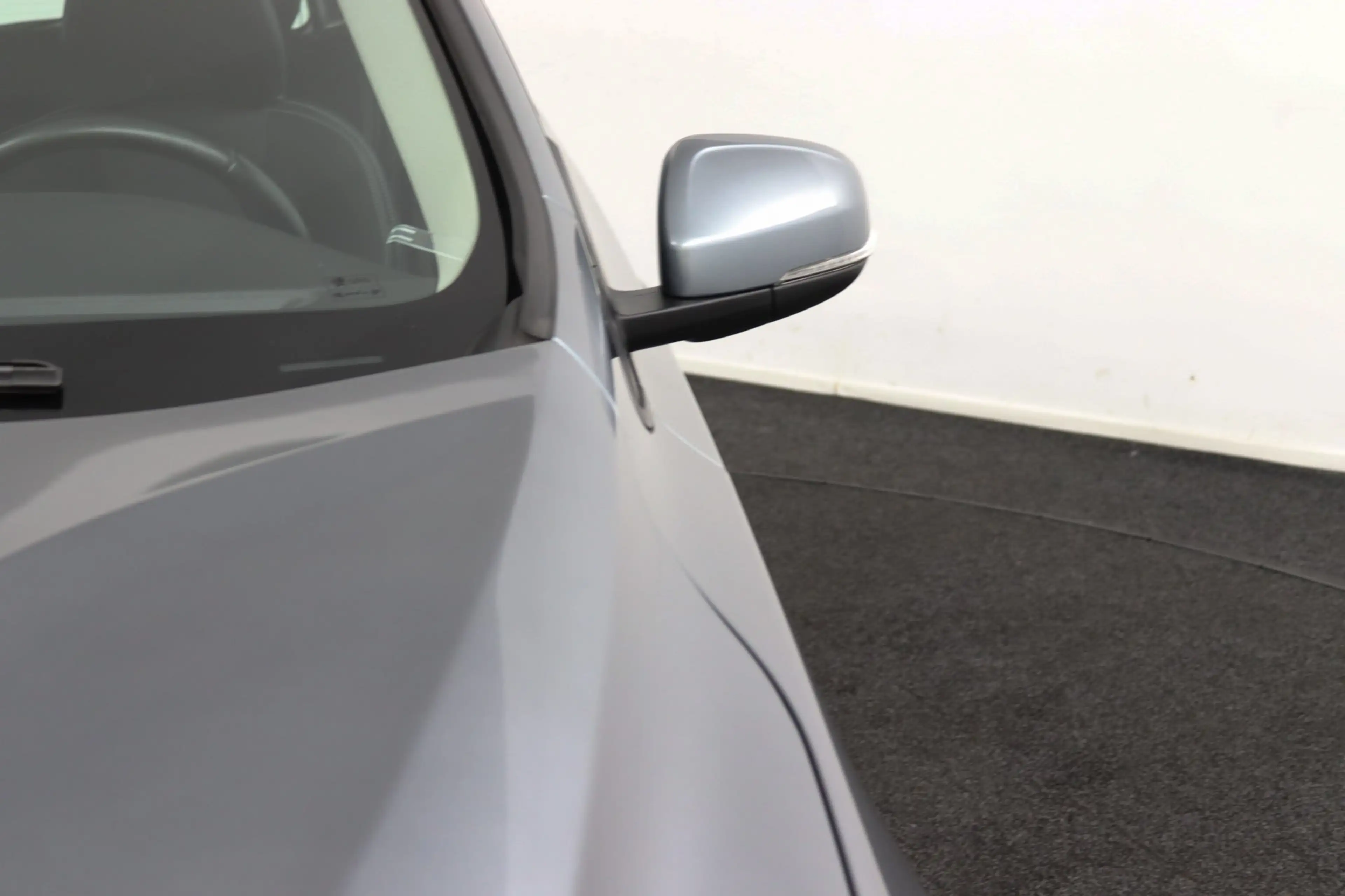 Volvo V40 2.0 T3 Momentum | Stoelverwarming | Trekhaak | LED — photo 31