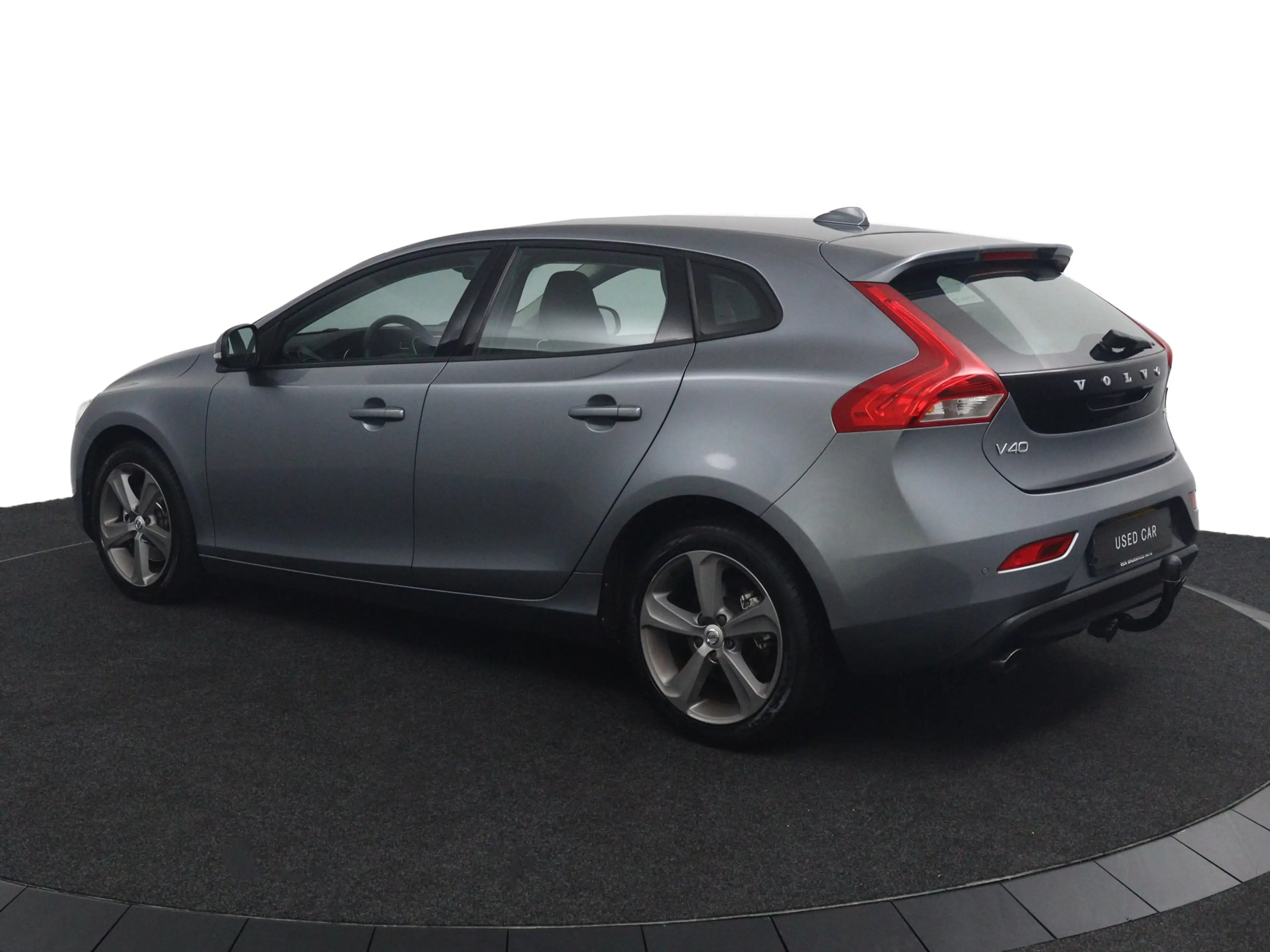 Volvo V40 2.0 T3 Momentum | Stoelverwarming | Trekhaak | LED — photo 24