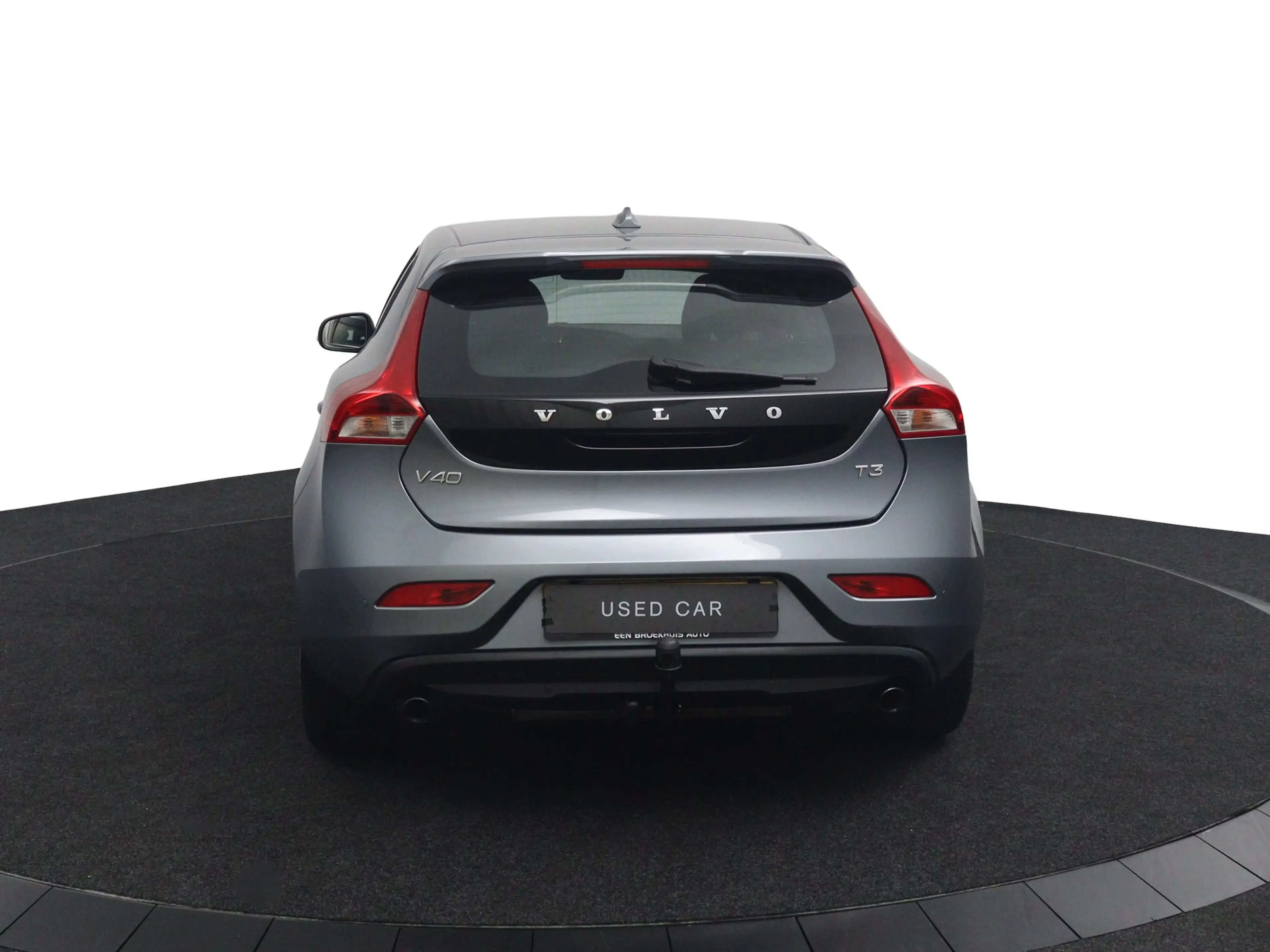 Volvo V40 2.0 T3 Momentum | Stoelverwarming | Trekhaak | LED — photo 20