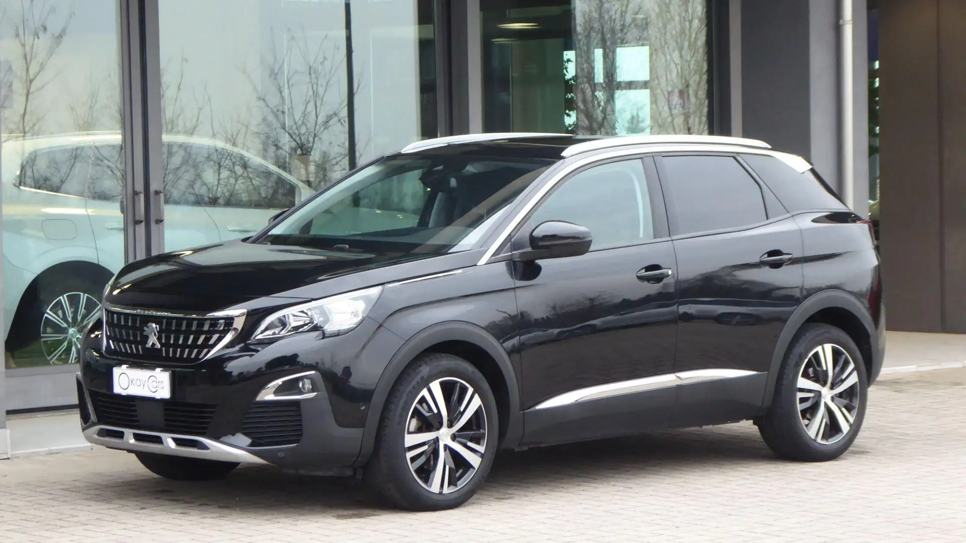 Peugeot 3008 BlueHDi 120 S&S Allure Fekete - 1