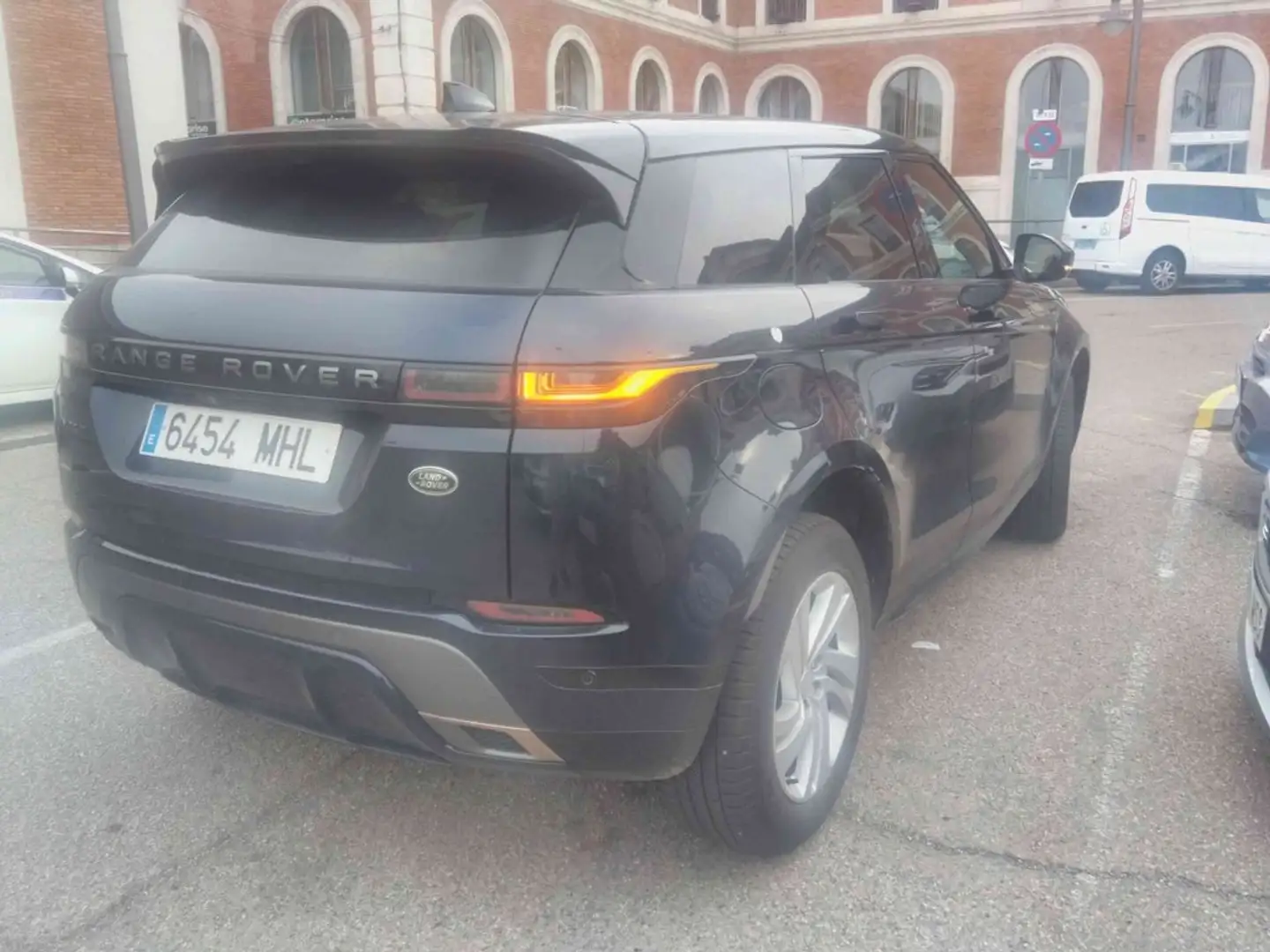 Land Rover Range Rover Evoque 2.0 D204 R-Dynamic S AUTO 4WD MHEV Noir - 2