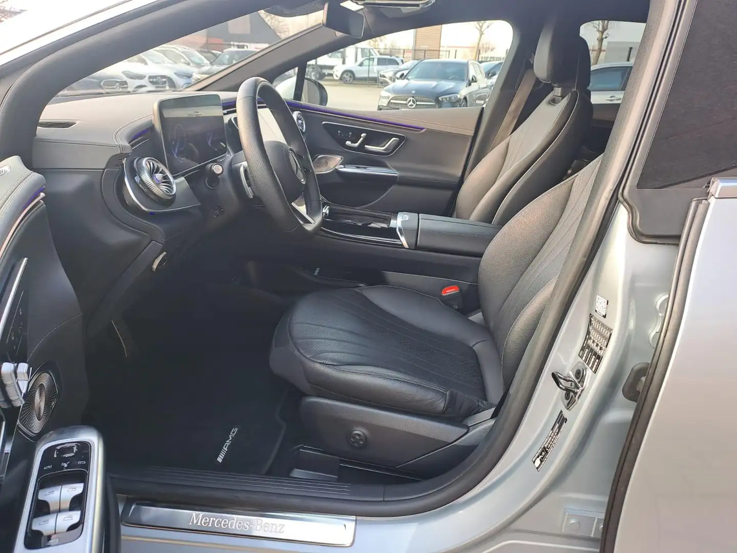Mercedes-Benz EQE 350 Berline AMG Line | Smartphone Integratie | Verwarm Zilver - 2