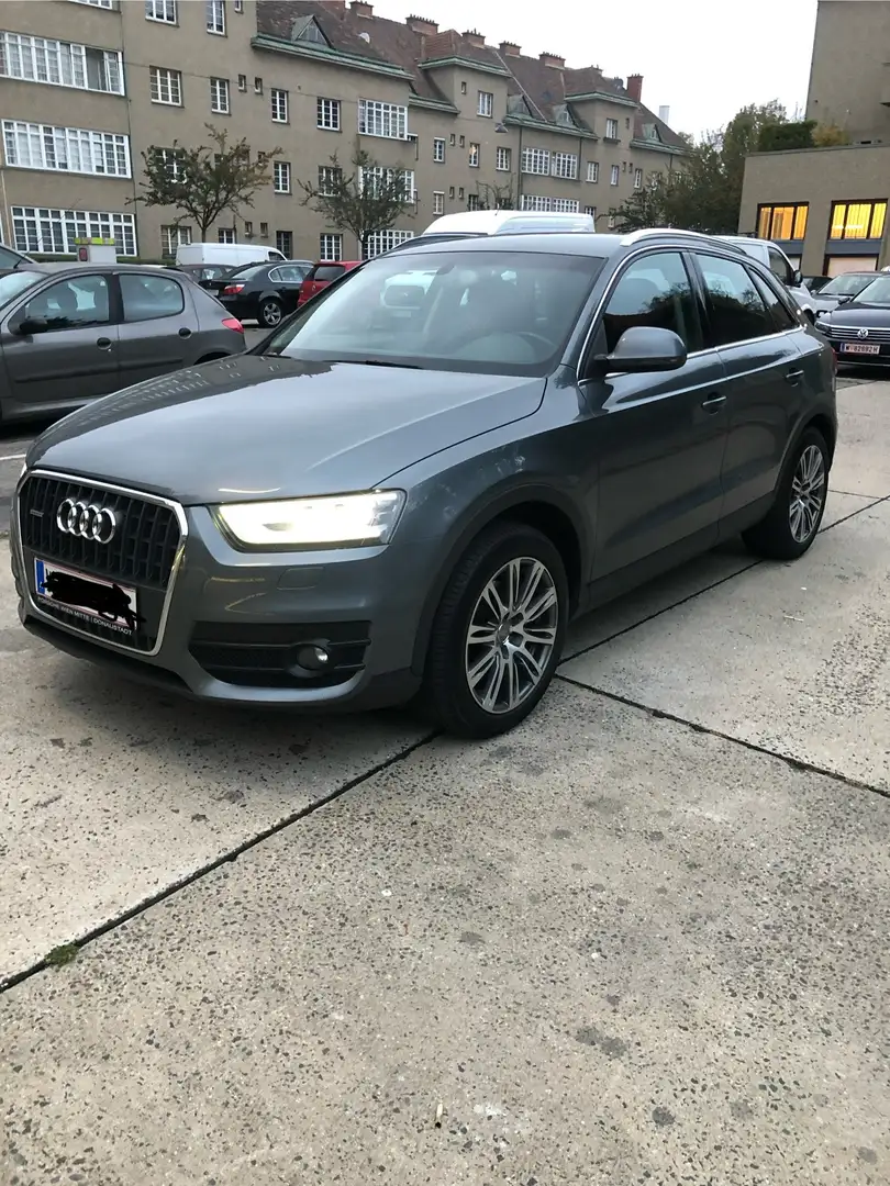 Audi Q3 2,0 TDI quattro DPF S-tronic - 1