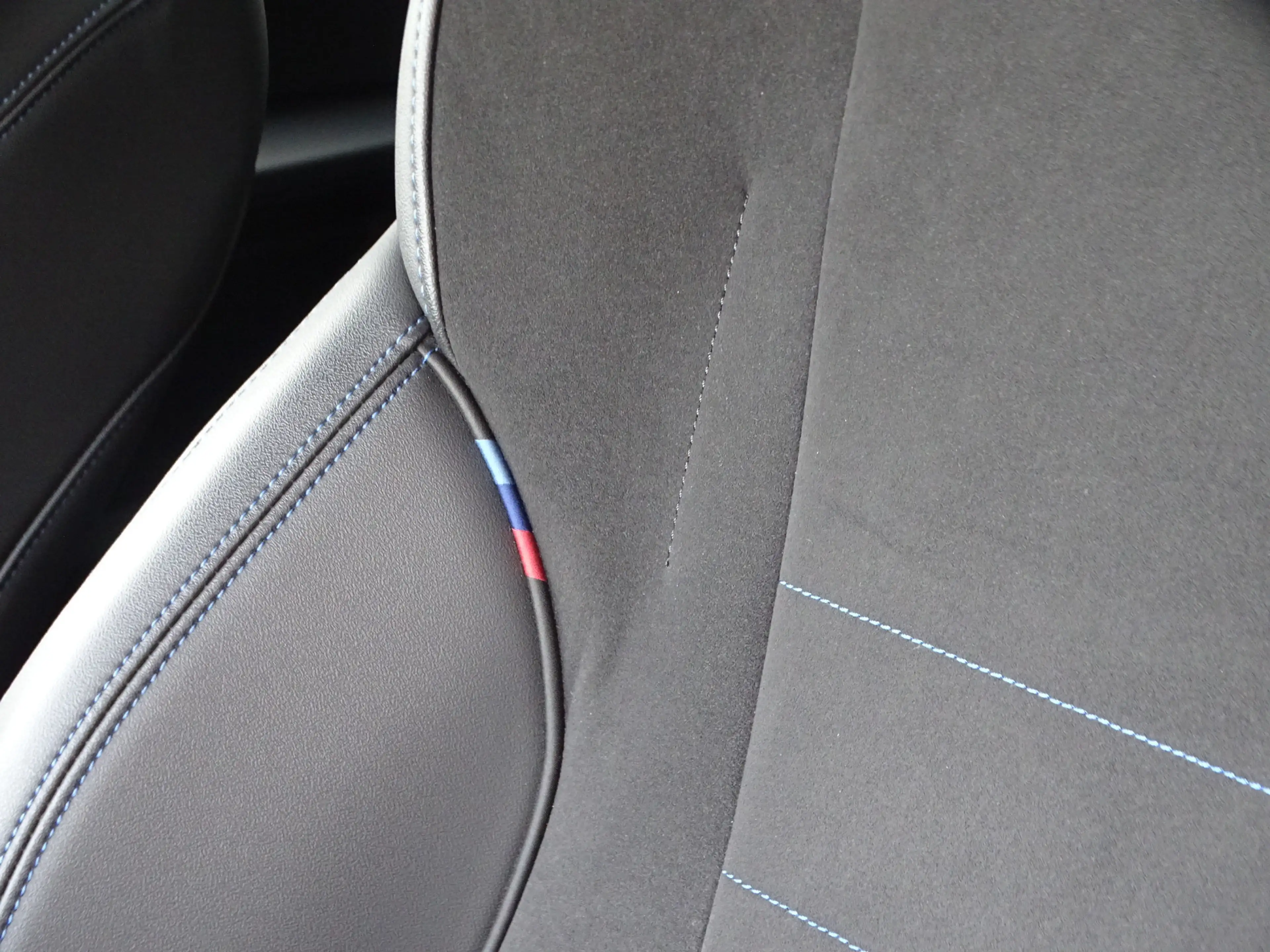 BMW X1 xDrive25e M Sport Premium Pack Comfort Access Ada — photo 26
