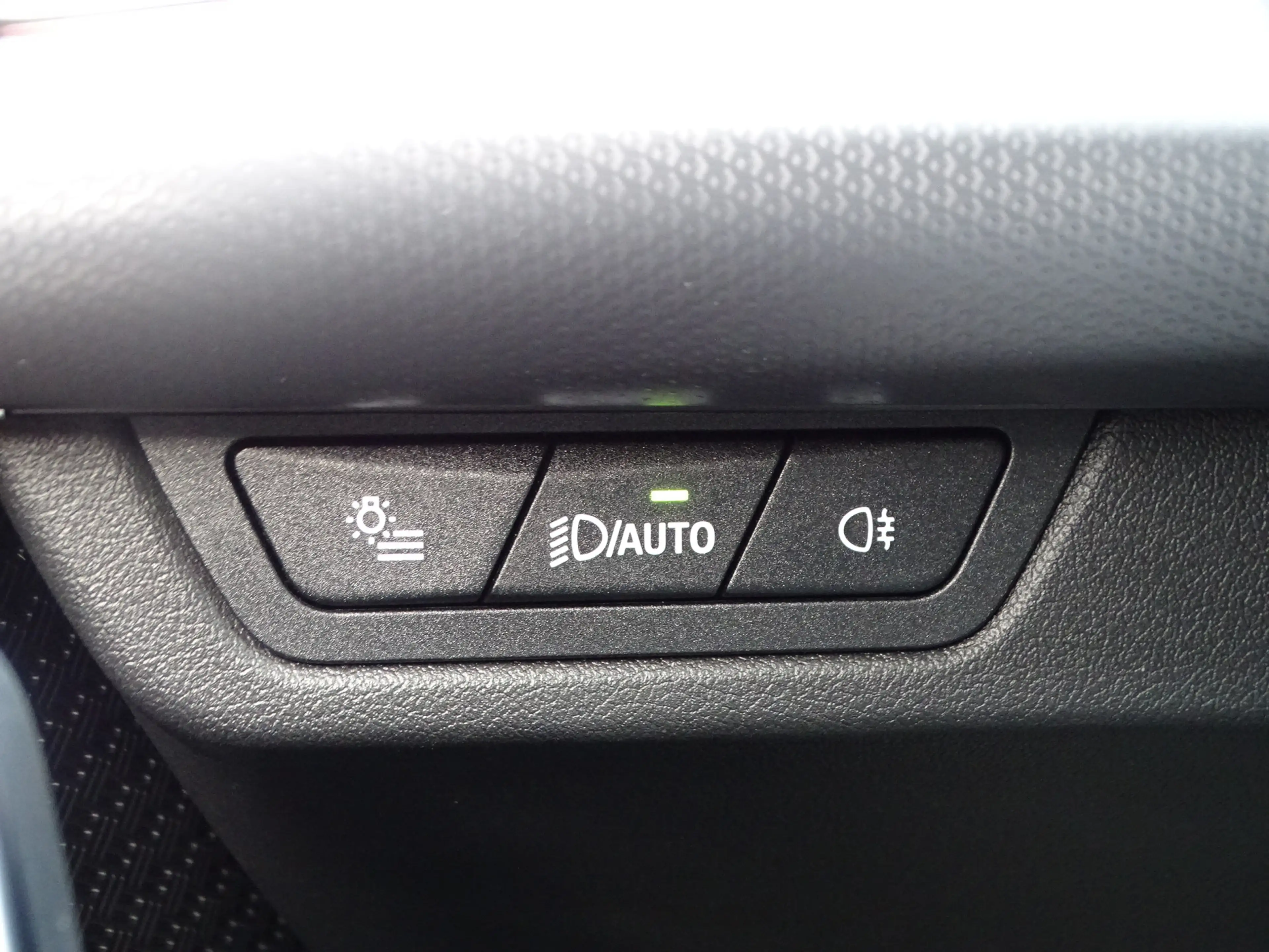 BMW X1 xDrive25e M Sport Premium Pack Comfort Access Ada — photo 27