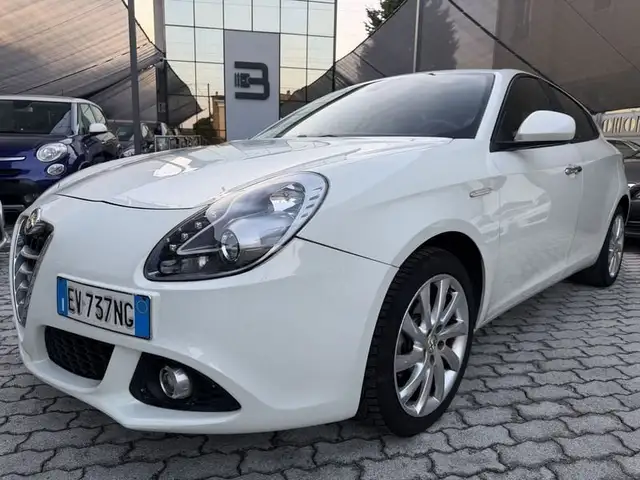 Alfa Romeo Giulietta 1.4 tb Progression 105cv IDONEA NEOPATENTATI