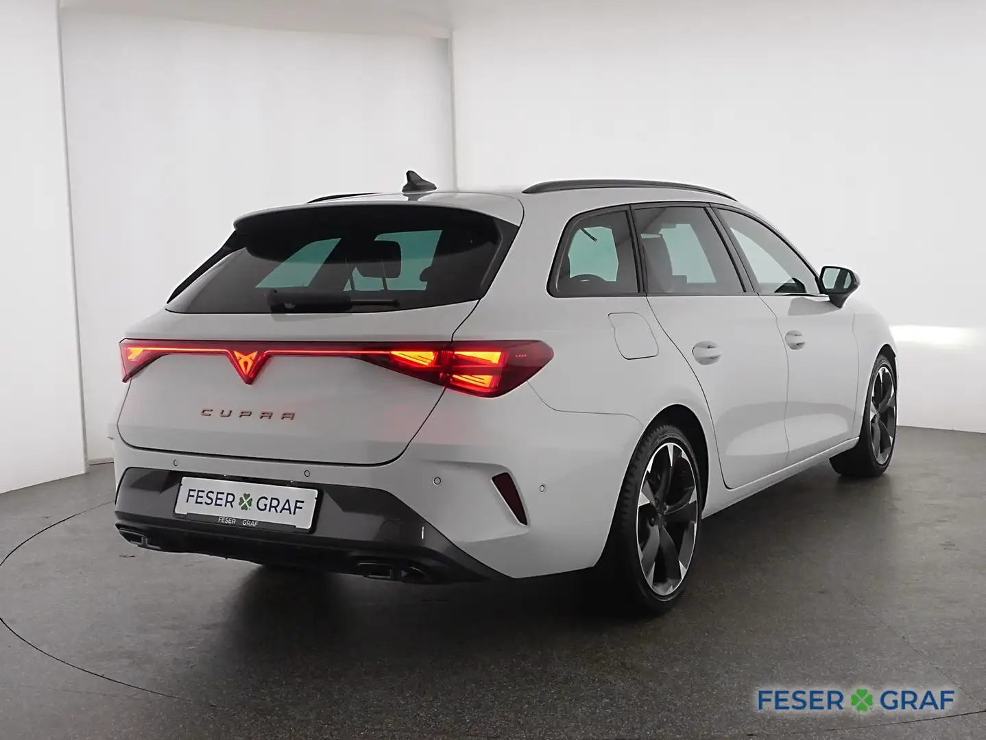 CUPRA Leon ST 1.5 eTSI DSG NAVI KAMERA SHZ EDGE-Paket Blanco - 2