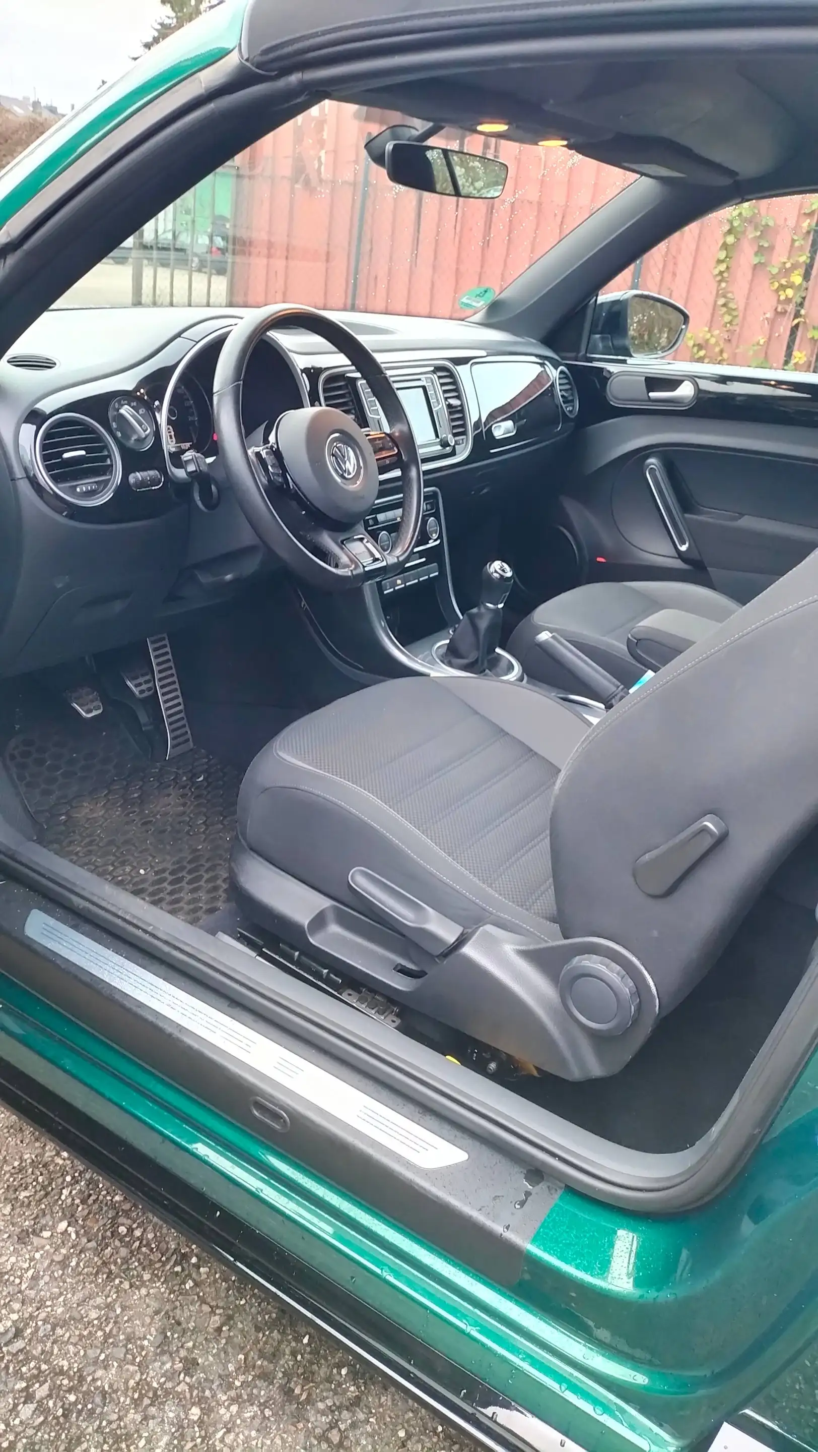 Volkswagen Beetle Cabrio 1.4 TSI "R-LINE" *EINMALIGES TOP-AUTO* FELGEN AUSWAHL ! — photo 6