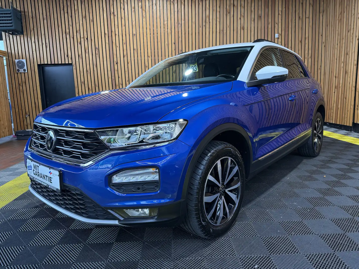 Volkswagen T-Roc 1,5 TSI Style *Navi*AHK*PDC*el.Heckklappe* Blau - 1