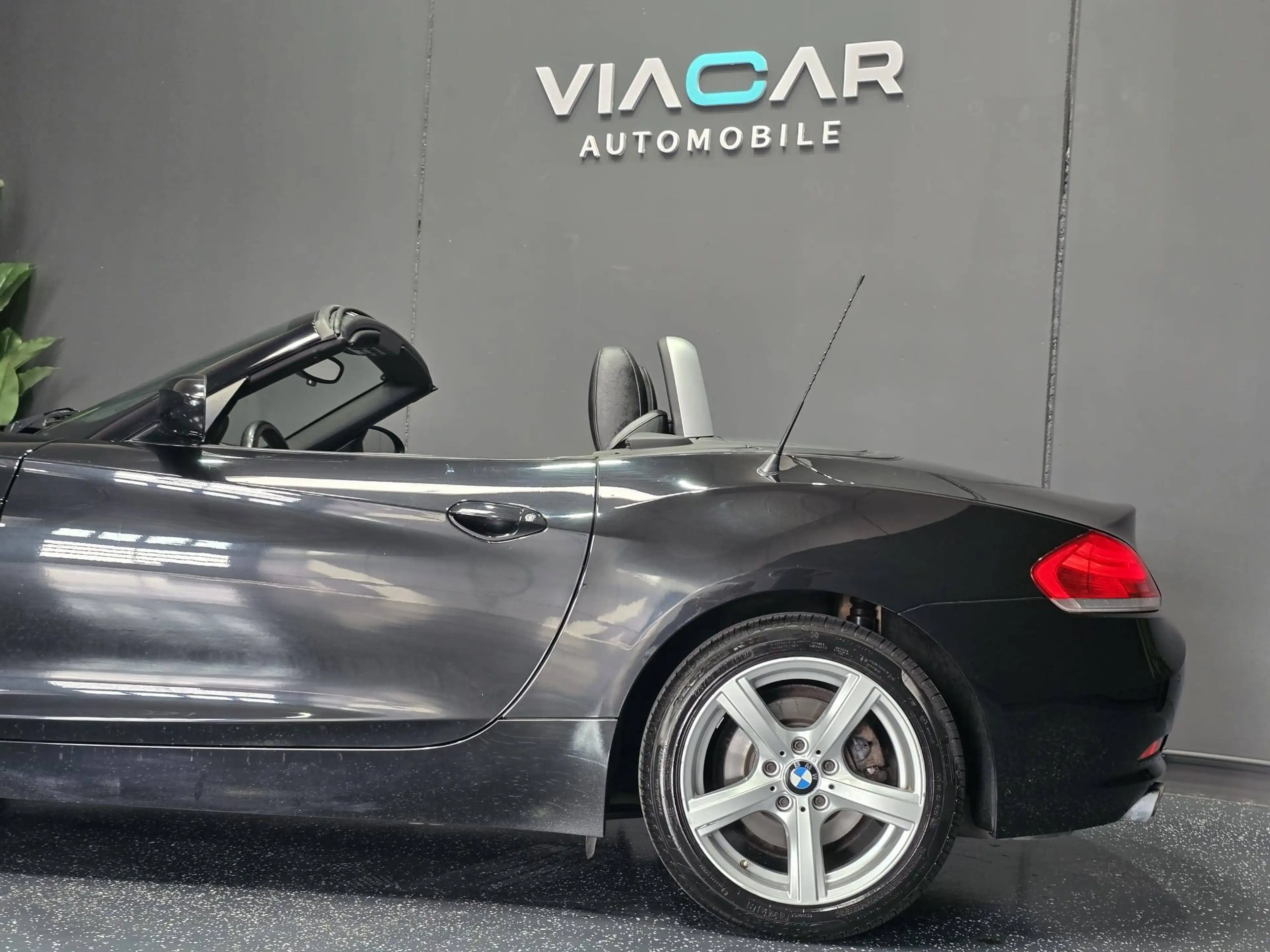 BMW Z4 sdrive 23 i — photo 5