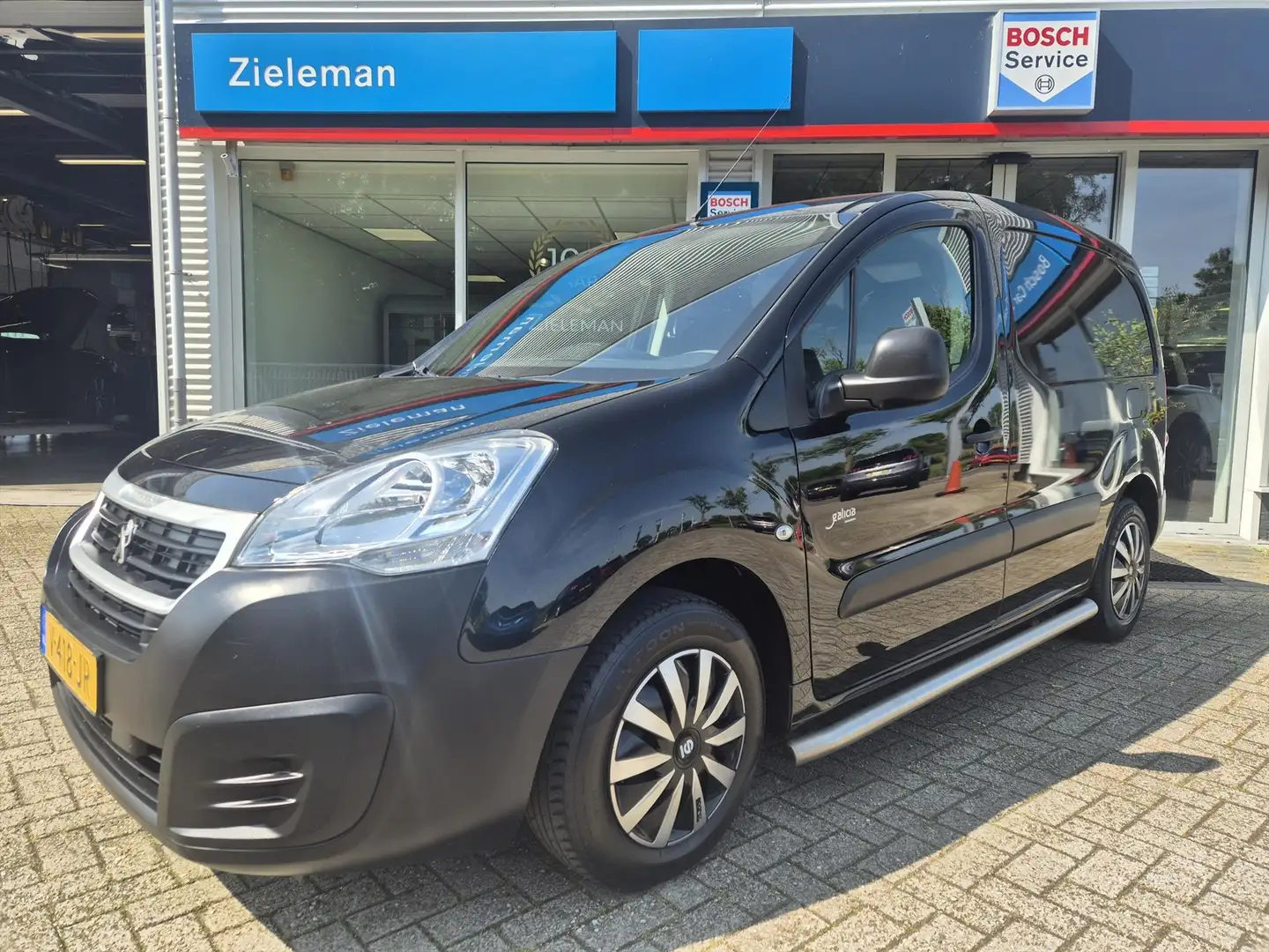 Peugeot Partner 1.6 BlueHDi 75 pk Pro - Trekhaak Negro - 1