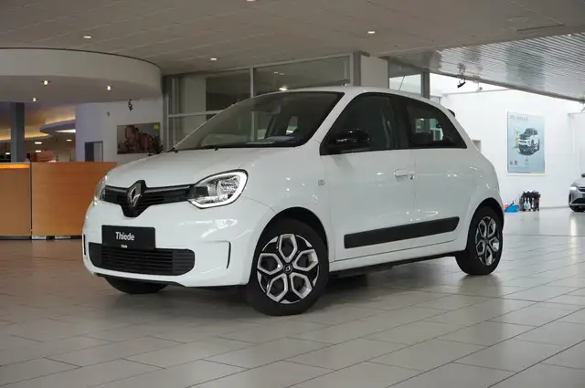 Renault Twingo view 3