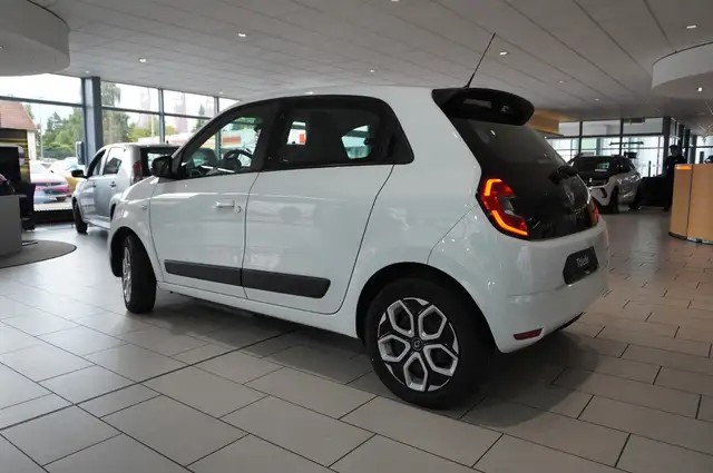 Renault Twingo view 12