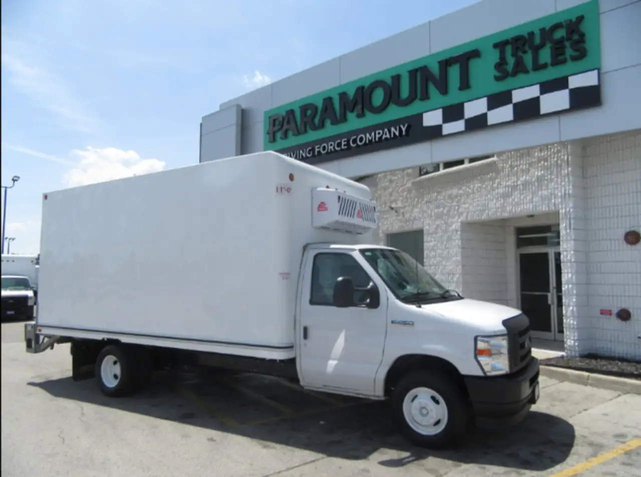2023 Ford E-450 Super Duty DRW