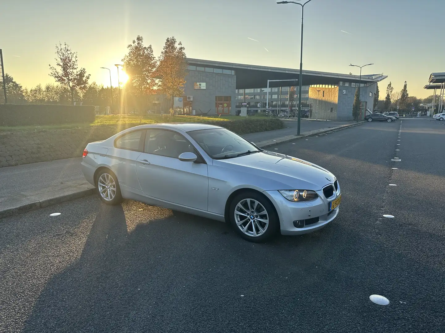 BMW 320 320i Coupe Aut. - 2