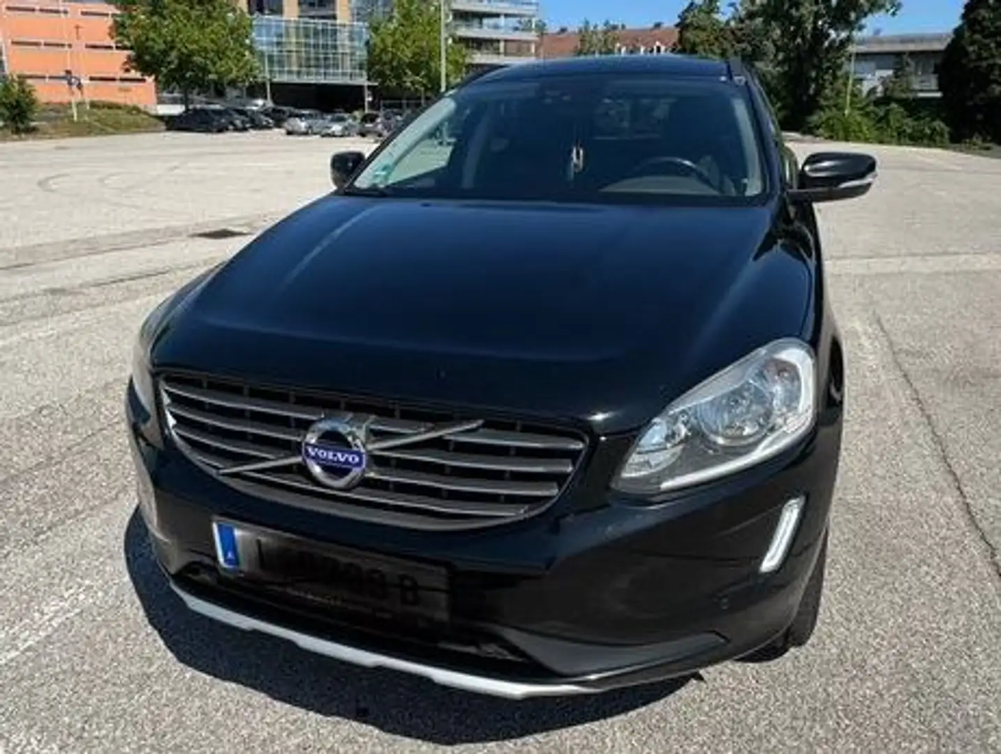 Volvo XC60 XC60 D4 AWD Kinetic Geartronic Kinetic Schwarz - 2
