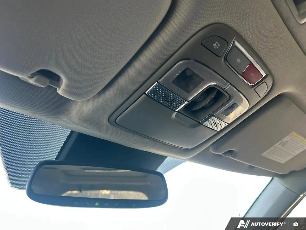 Kia Telluride снимка Kia Telluride