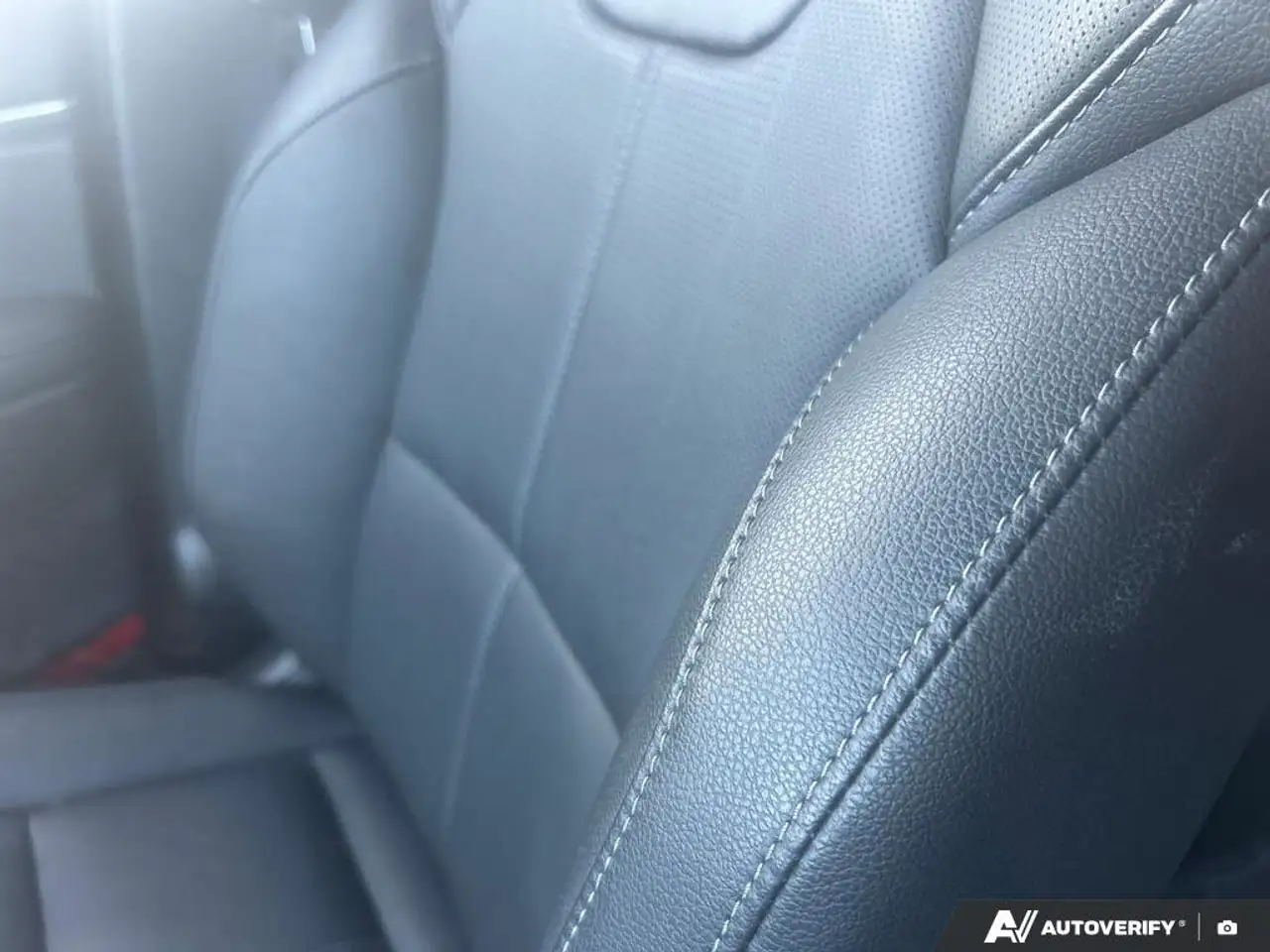 Kia Telluride снимка Kia Telluride