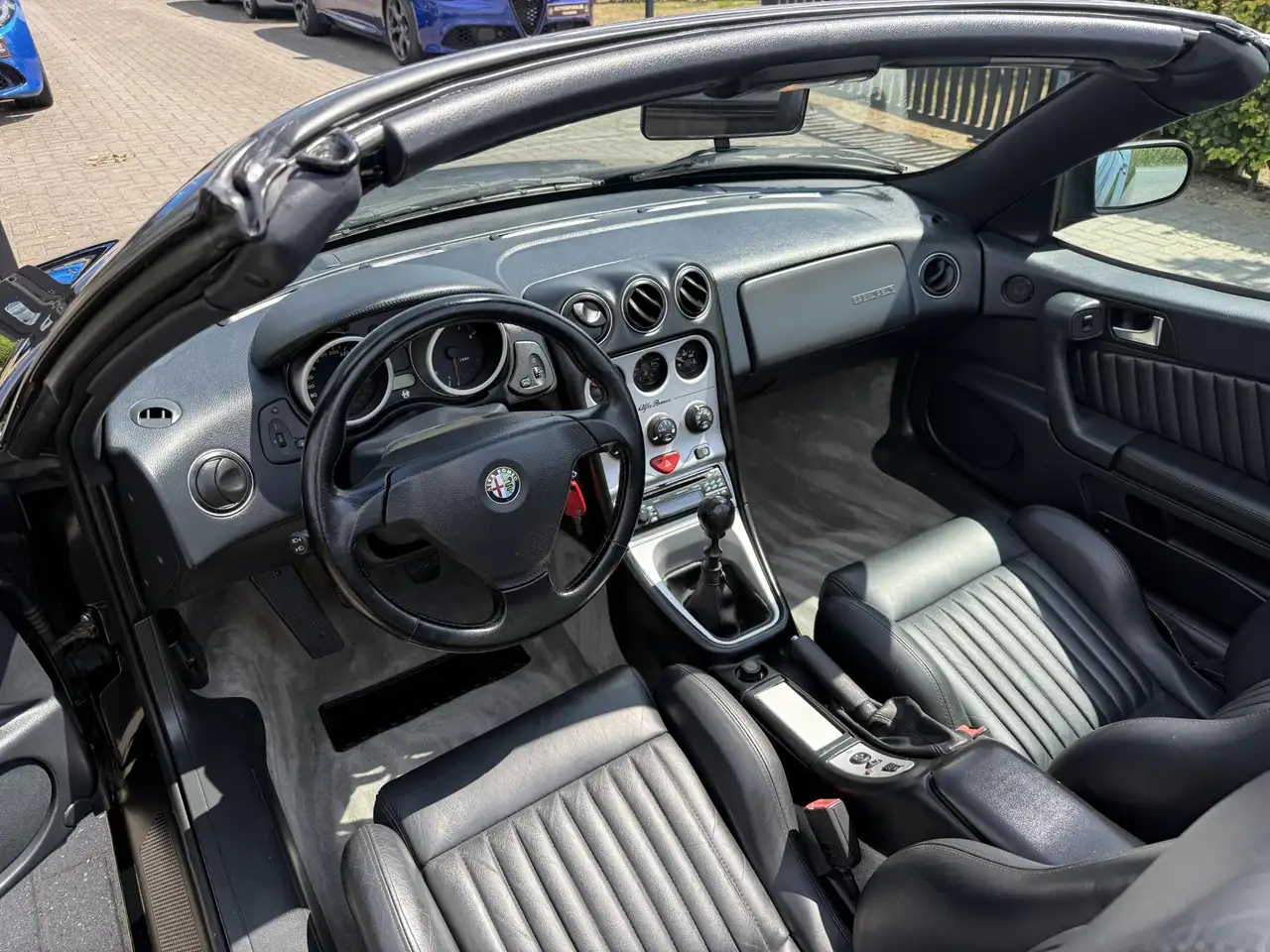 Alfa Romeo Spider 3.0-12V V6 L 75.855 KM - Eerste eigenaar - Komplet, foto 9