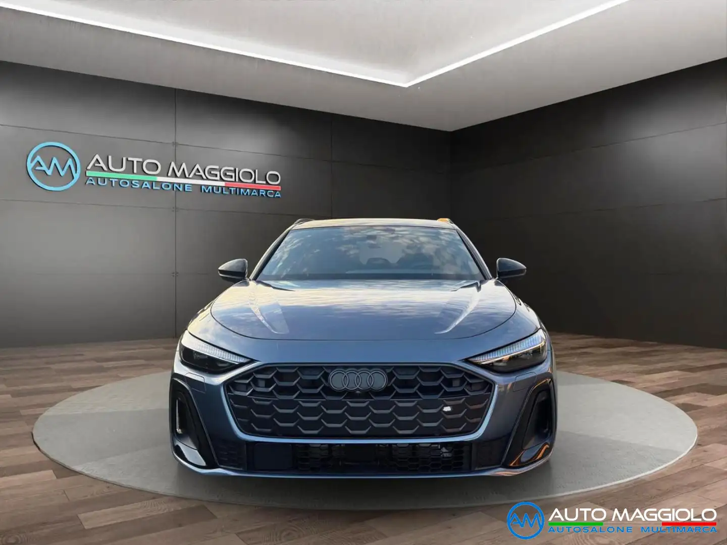 Audi A5 Avant e-hybrid 270 kW S tronic quattro S Line Edit Azul - 2