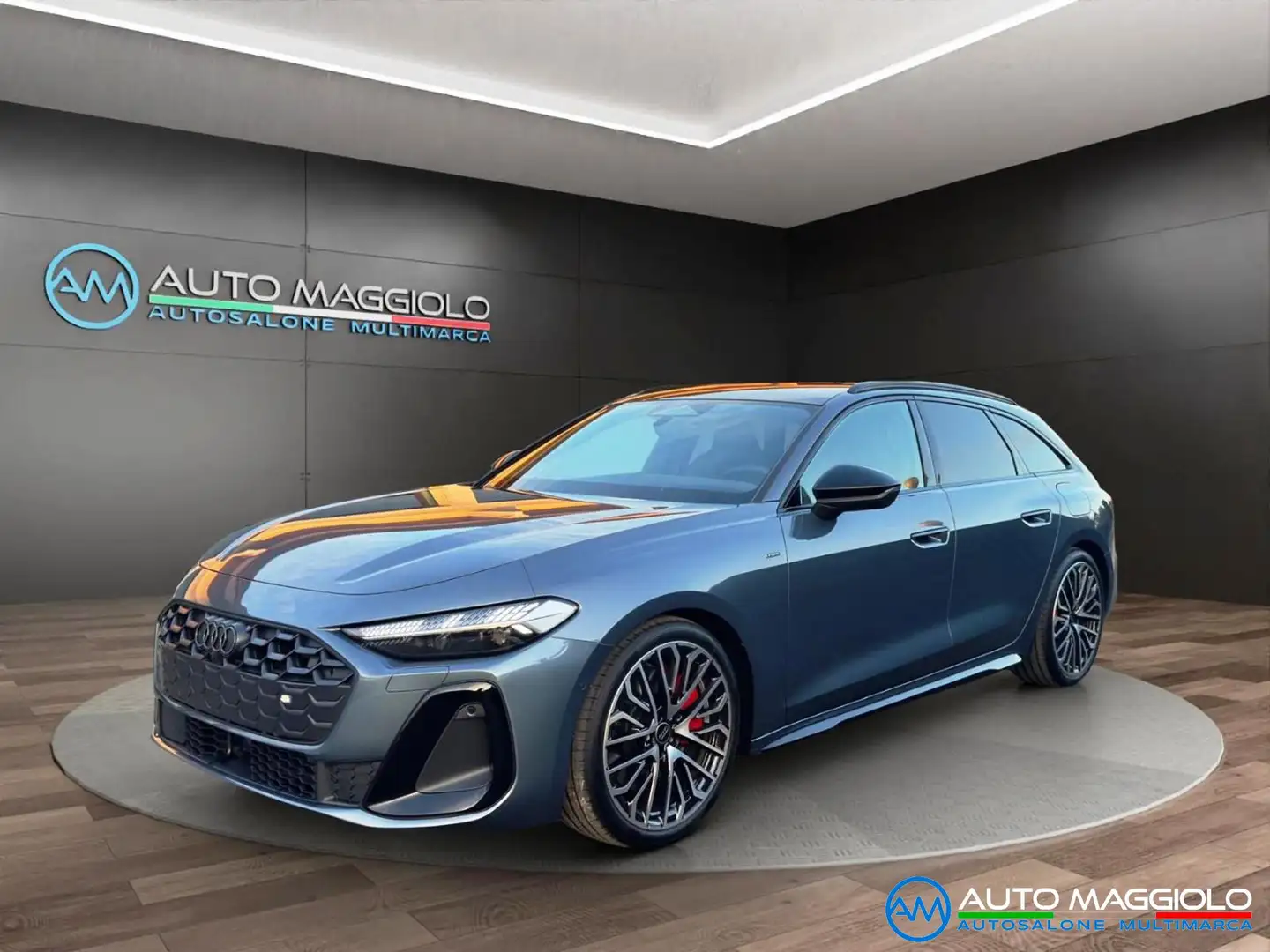 Audi A5 Avant e-hybrid 270 kW S tronic quattro S Line Edit Azul - 1