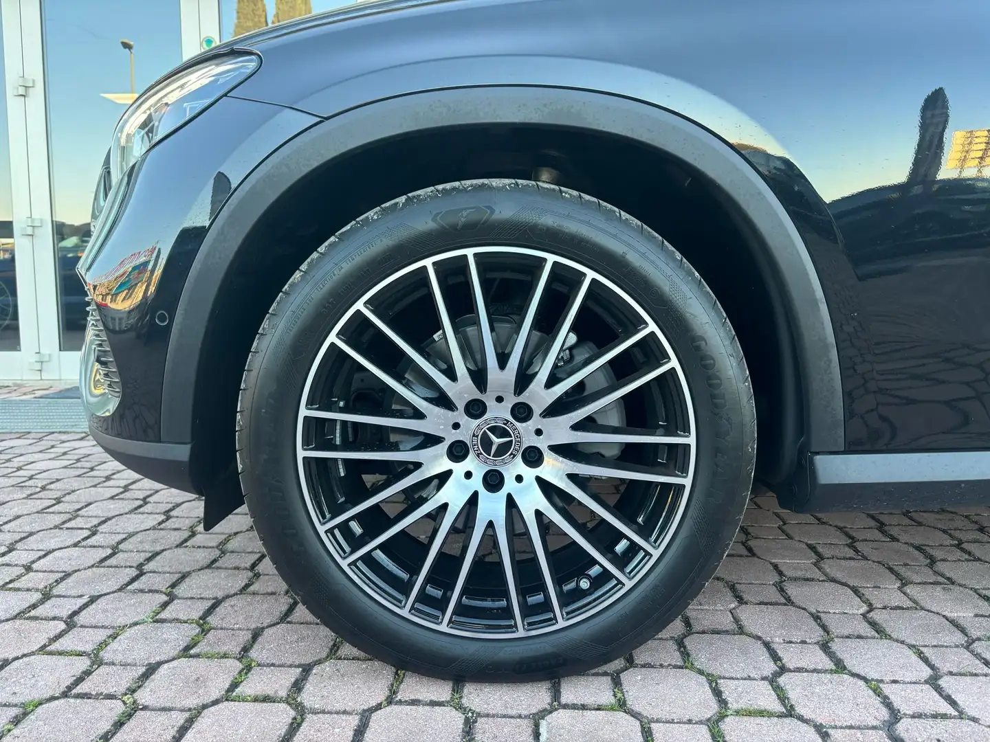 Mercedes-Benz GLC 220 Coupe d Advanced Plus 4matic auto Noir - 2