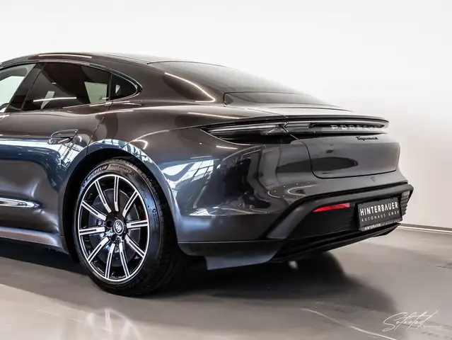Porsche Taycan 4S*LUFTFEDERUNG*PANO*LED-MATRIX*20'' ZOLL* Ansicht 5