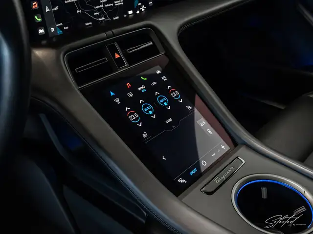 Porsche Taycan 4S*LUFTFEDERUNG*PANO*LED-MATRIX*20'' ZOLL* Ansicht 29