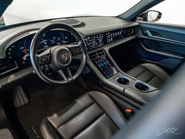 Porsche Taycan 4S*LUFTFEDERUNG*PANO*LED-MATRIX*20'' ZOLL* Ansicht 24