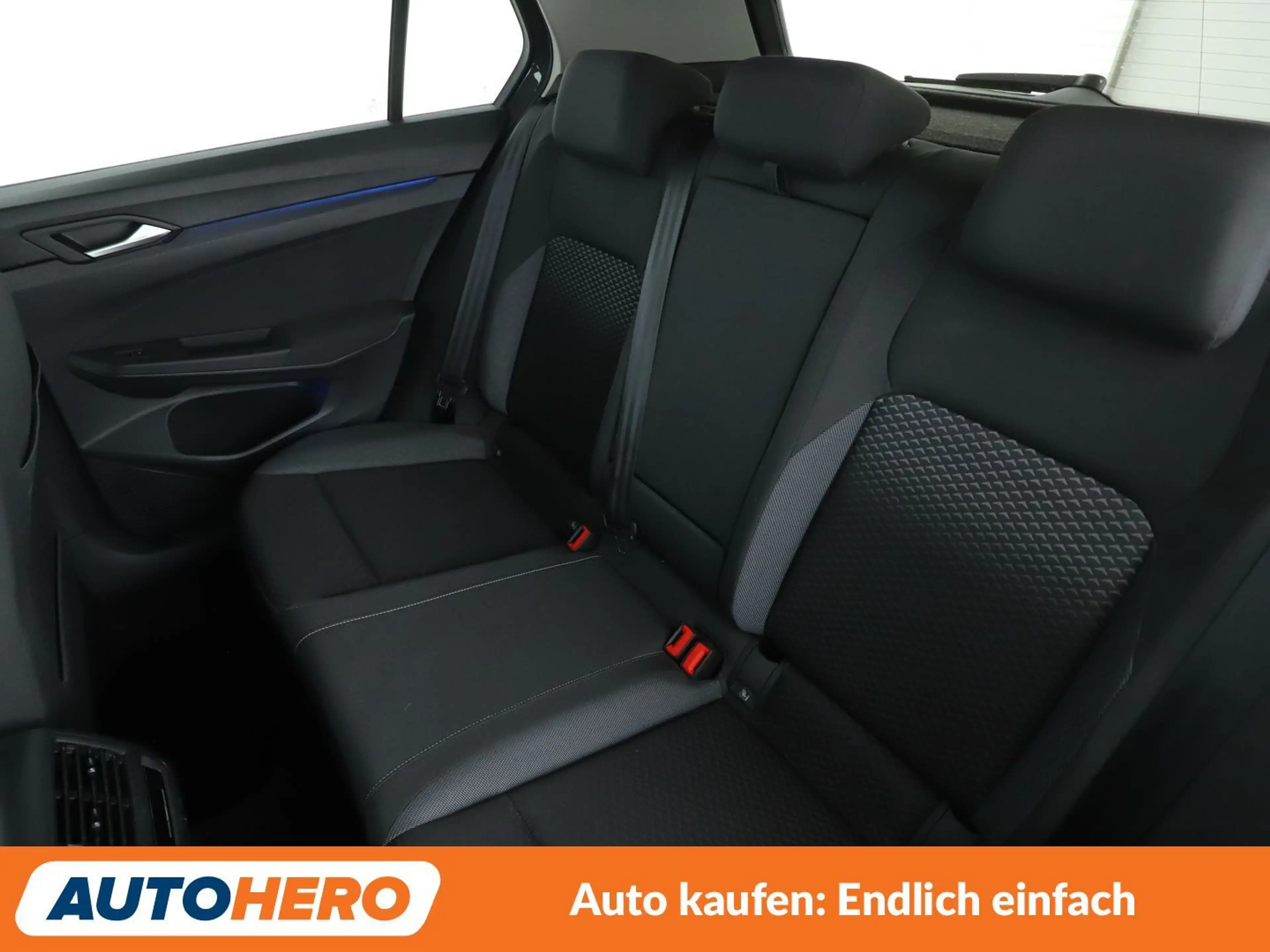 Volkswagen Golf 2.0 TDI Active Aut.*NAVI*ACC*PDC*SHZ* — photo 14