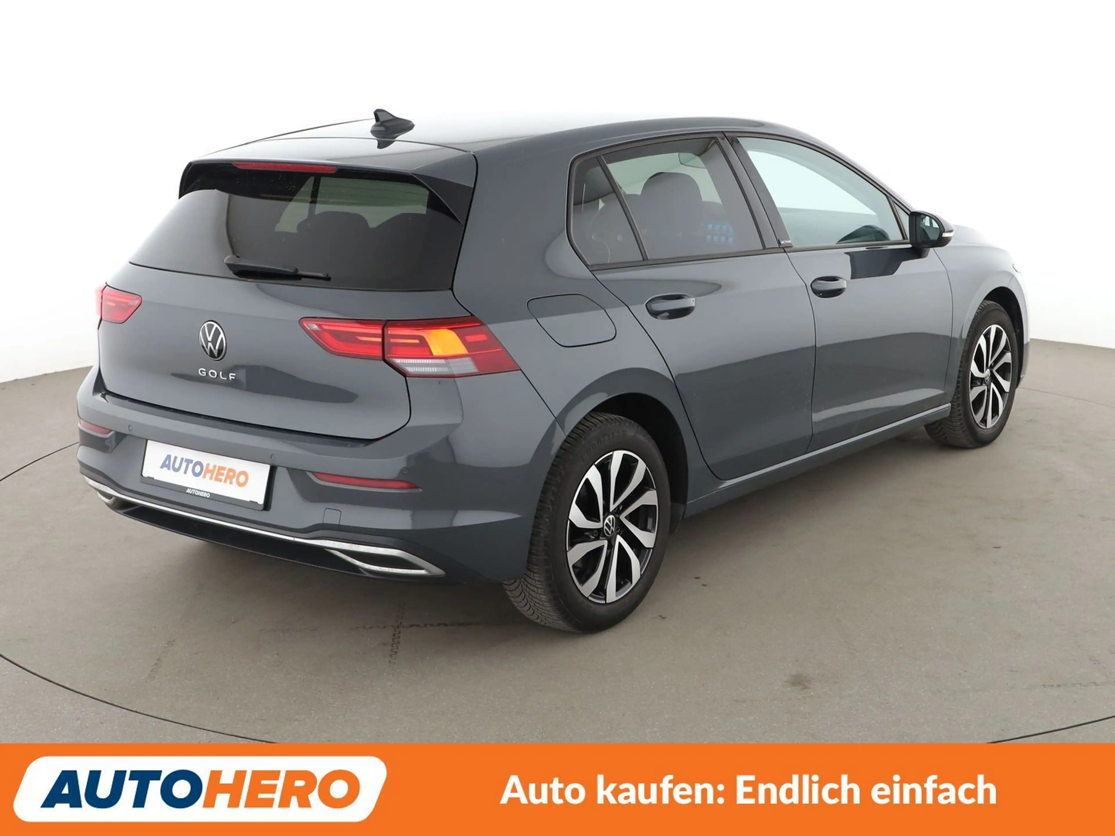 Volkswagen Golf 2.0 TDI Active Aut.*NAVI*ACC*PDC*SHZ* — photo 6