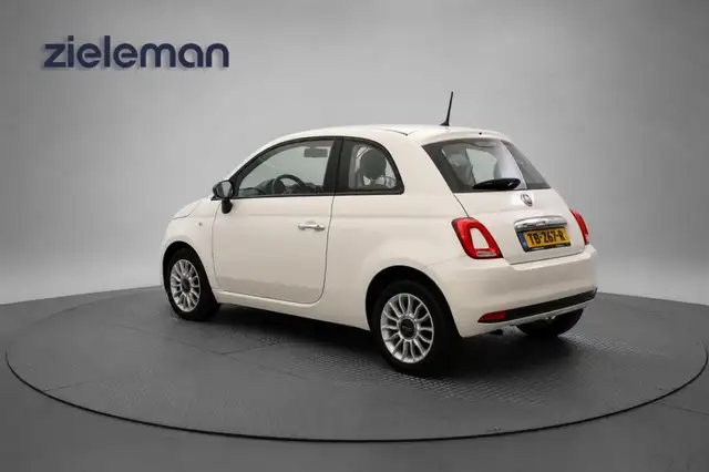 Fiat 500 view 3