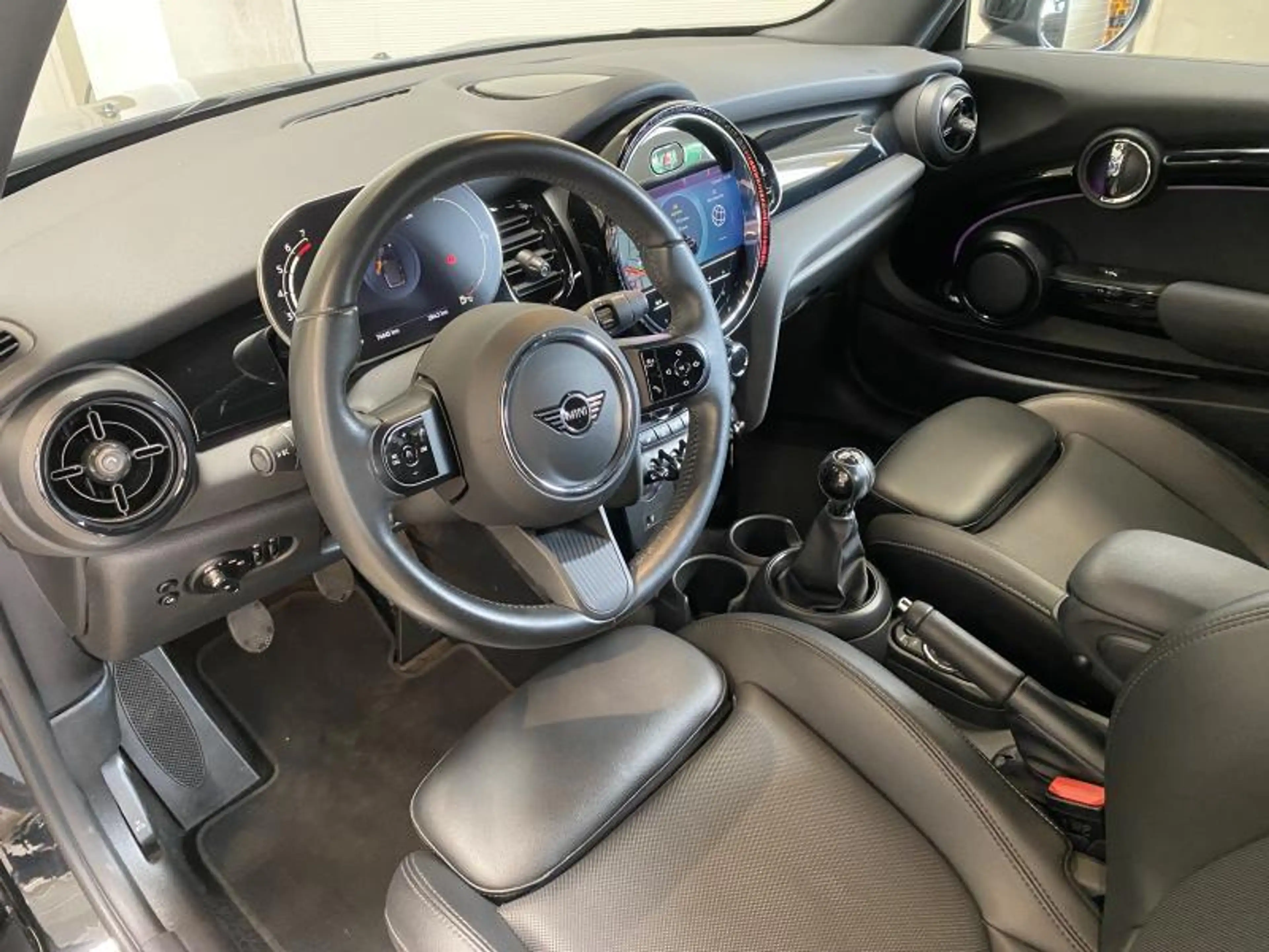 MINI One Cabrio NAVI - LEDER - FACELIFT - LED — photo 6